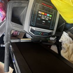 PRO FORM treadmill 