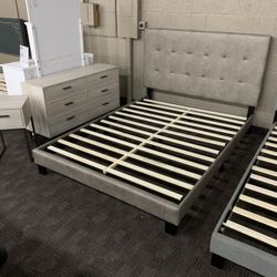 Brown White Queen Bedroom Set 