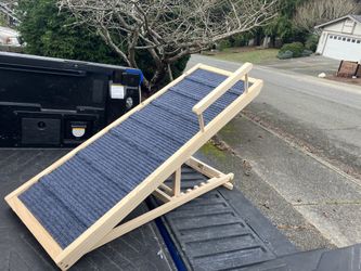 Pet Dog Lightweight Adjustable Ramp Stairs up to 21” High House Home Couch Bed Folding like New 