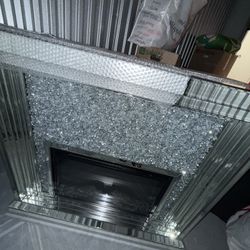 Electric Fireplace / Tv Stand 