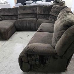 DELIVERY AVAILABLE Recliner Sectional Couch