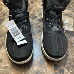 NEW…Men’s High Top Boots..size 13