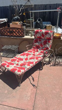 Lounge chair
