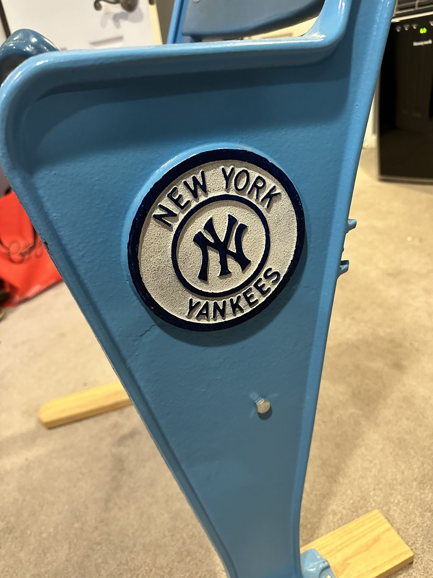 Seat From Yankee Stadium COA Steiner Sports for Sale in Ronkonkoma, NY