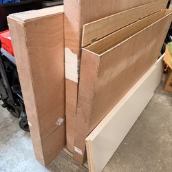 Photo frame shipping box free pick up in Bellevue