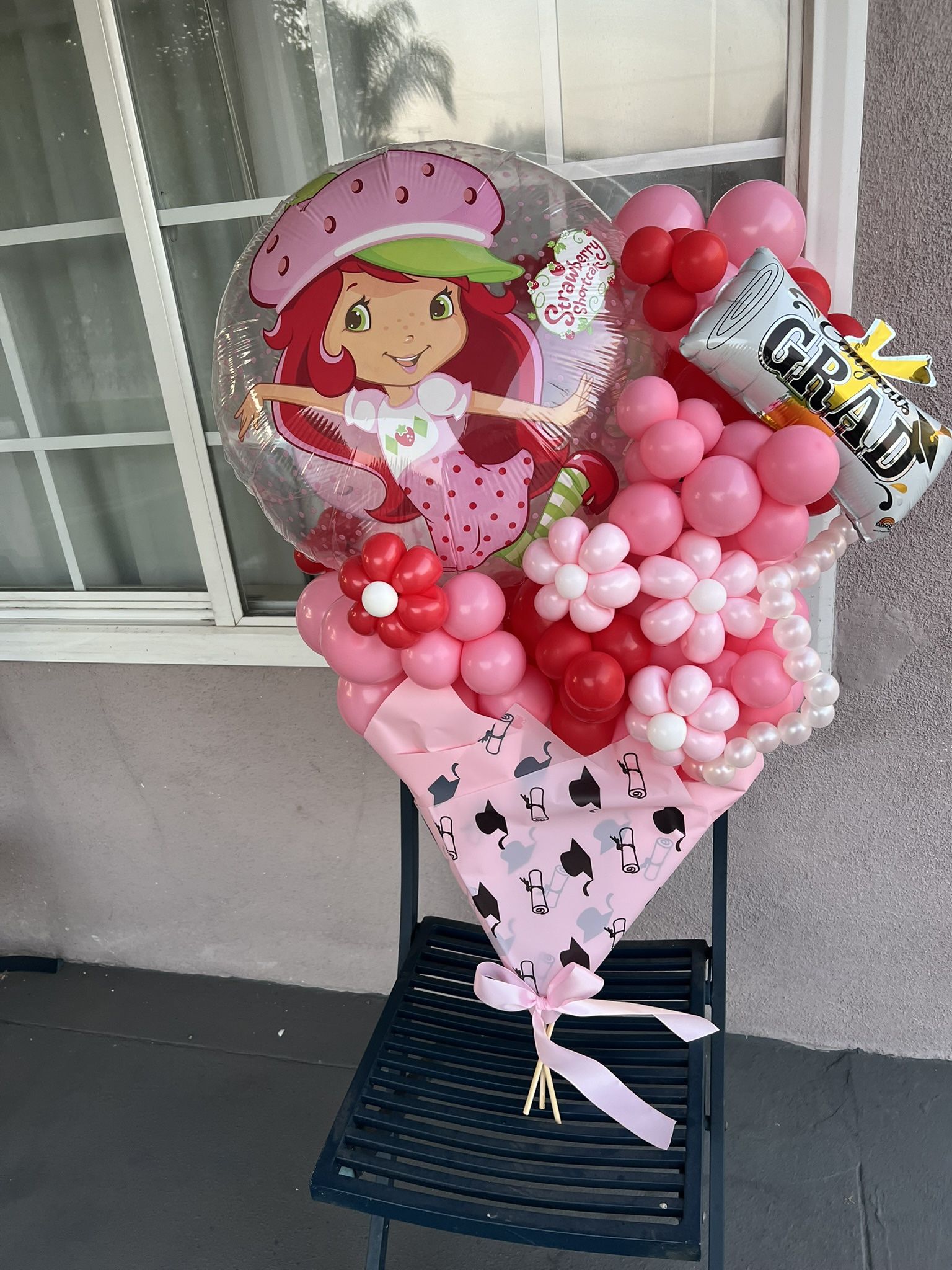 π βThe perfect gift that lifts spirits β literally!β Unique balloon bouquets made to wow! Message me to order π