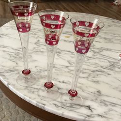 VALENTINES DAY HEART CHAMPAGNE FLUTES GLASSES 