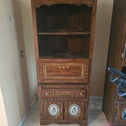 Free 2 Piece Hutch With Fold Out Desk