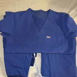 FIGS Scrub Set (2 Pants + 1 Shirt)
