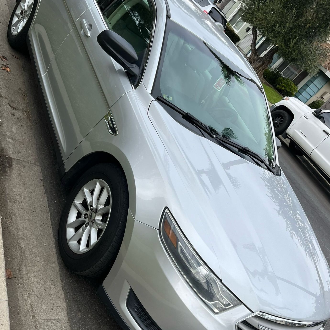 2014 Ford Taurus