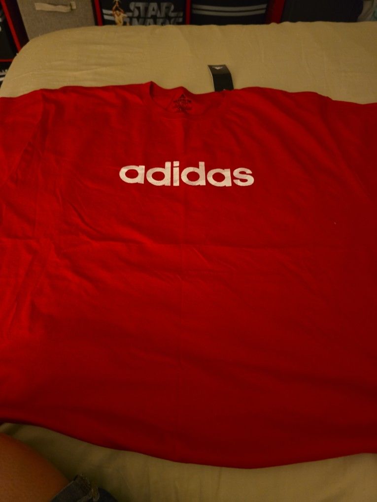 Tshirt Adidas