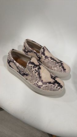Snakeskin slip on Steve Maddens - size 6