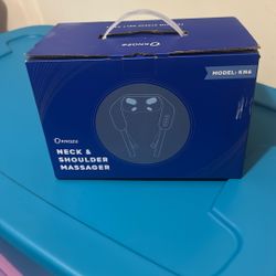 Neck And Shoulder Massage 