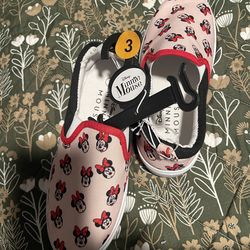 Minnie girl kid size 3 $25 pick up in the city of Van Nuys