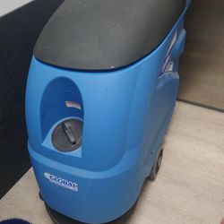 USED  Global Industrial™ Electric Walk-Behind Auto Floor Scrubber, 18" Cleaning Path