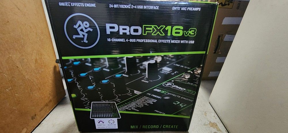 Mackie Mixer ProFX16v3