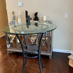 TALL GLASS BISTRO/BAR TABLE