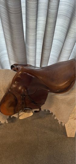 English saddle