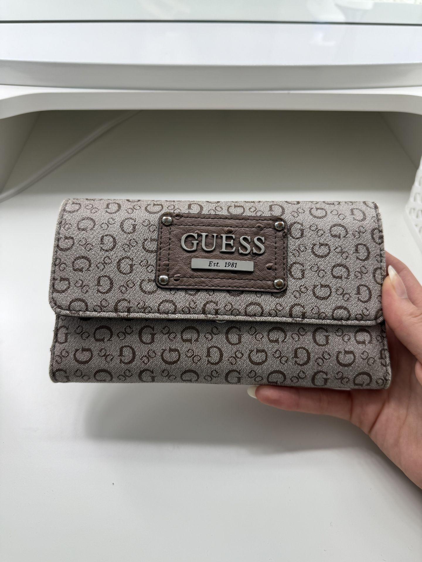 Guess Vintage Wallet