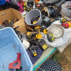 estate sale at 34607 54th ave s auburn 98001