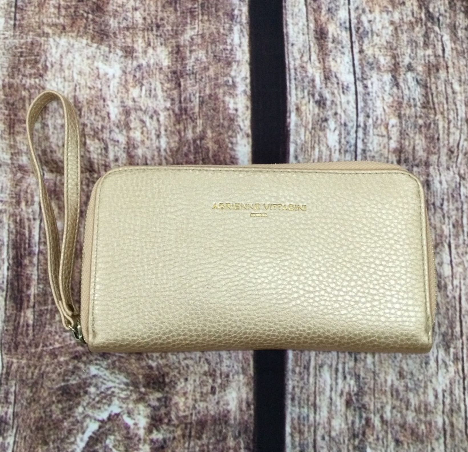 ADRIENNE VITTADINI WALLET WITH CABLE