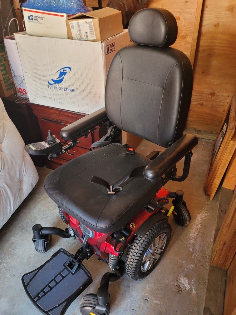 Electric Wheelchair +trailer