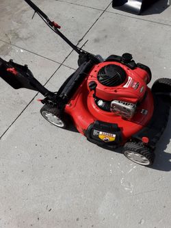 Troy built push lawnmower