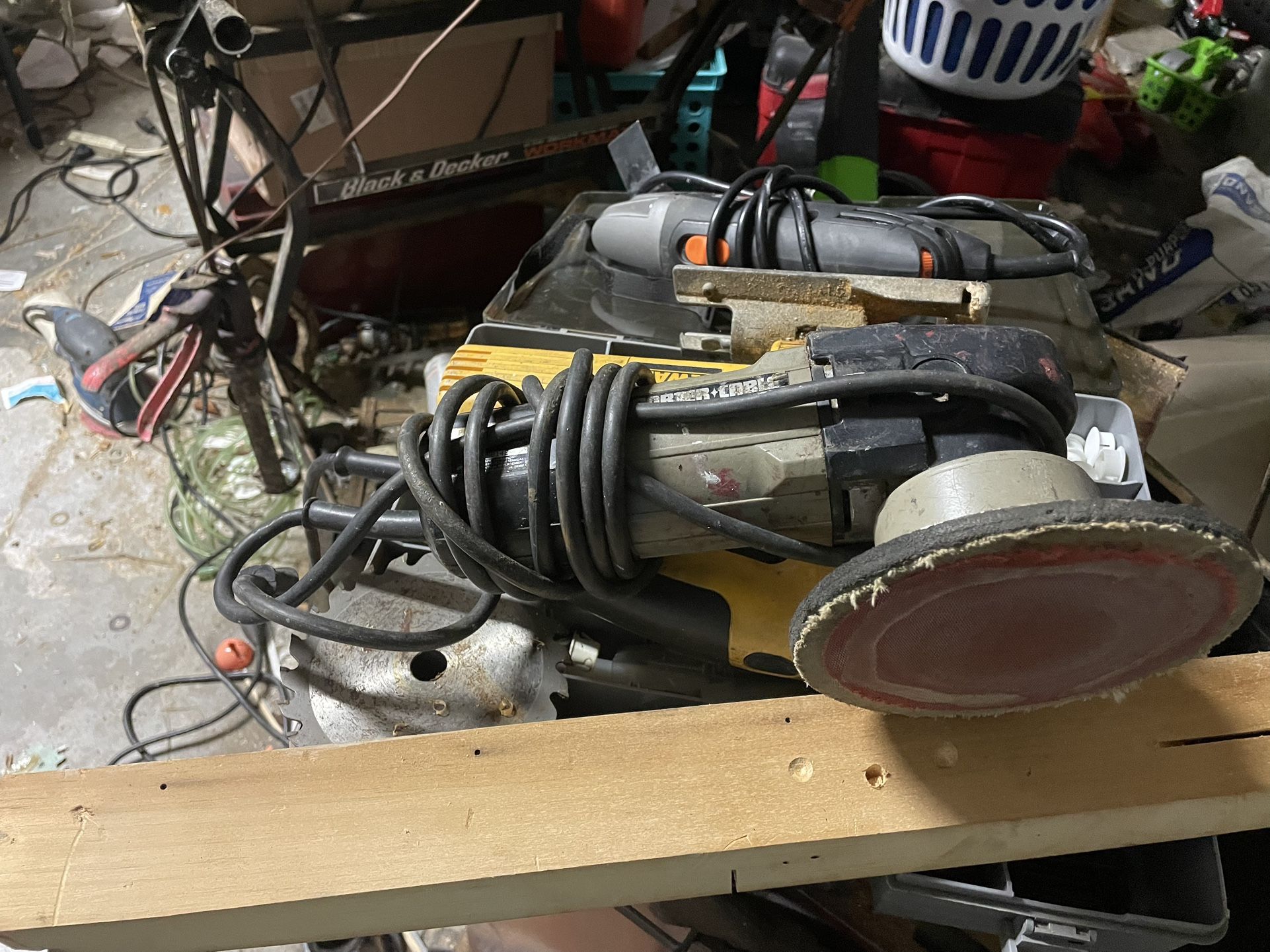 Porter cable random orbit, polisher sander
