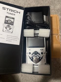 Pedal guitar tuner