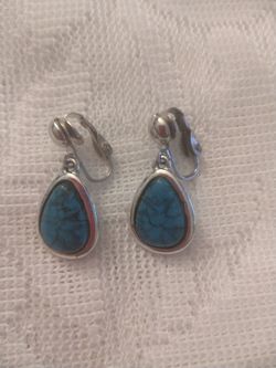 TURQUOISE EARRINGS