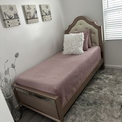 Twin Bedroom Set