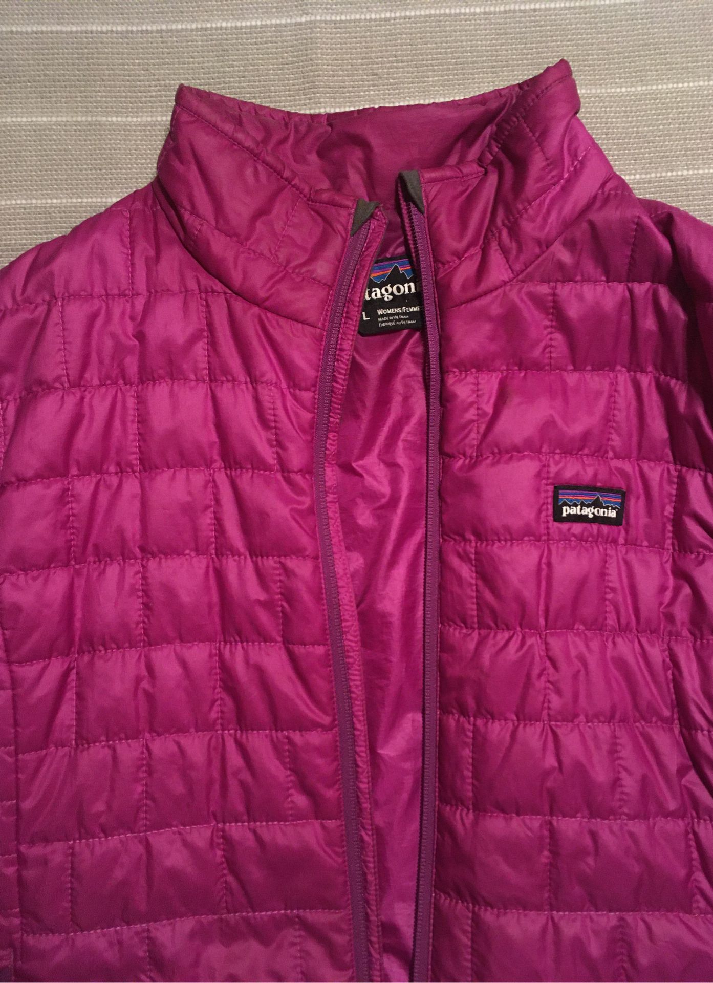 Women’s Patagonia nano puffer jacket