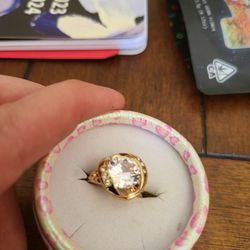 Vintage Avon Ring 