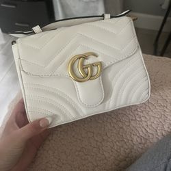 Gucci Women Purse 