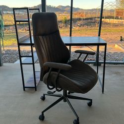Desk And Chair 