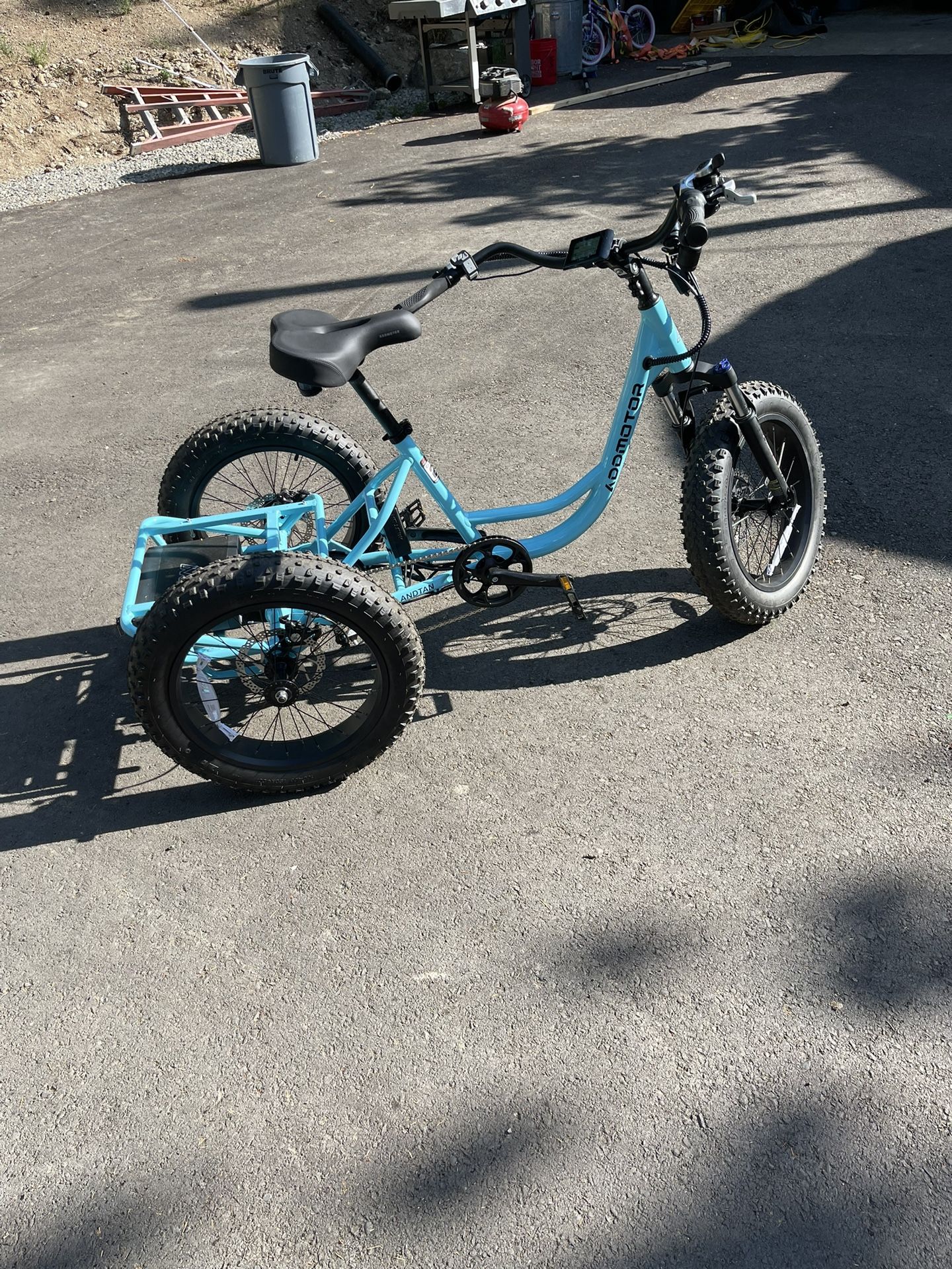 Electric addmotor trike