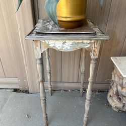 Antique shabby chic table vintage