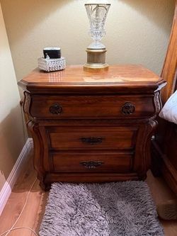 Bed Frame And Dresser Juego De Recamara