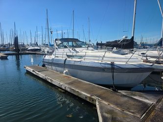 26 ft Holiday Cruiser boat
