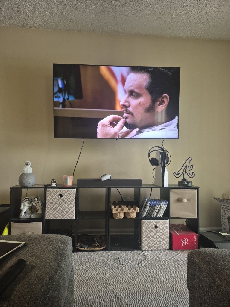 60" Samsung TV UHD And Sound Bar