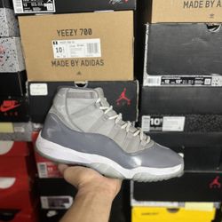 2021 Jordan Cool Grey 11s size 10.5 USED But Clean