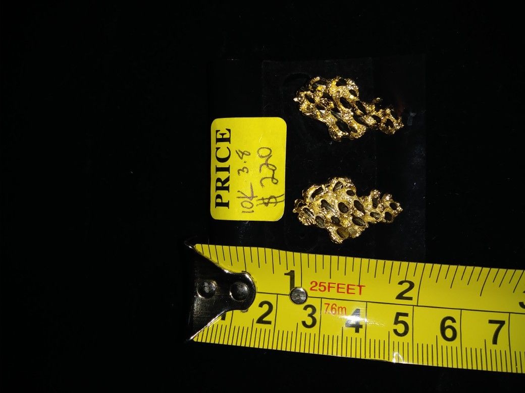 10k Nugget earings
