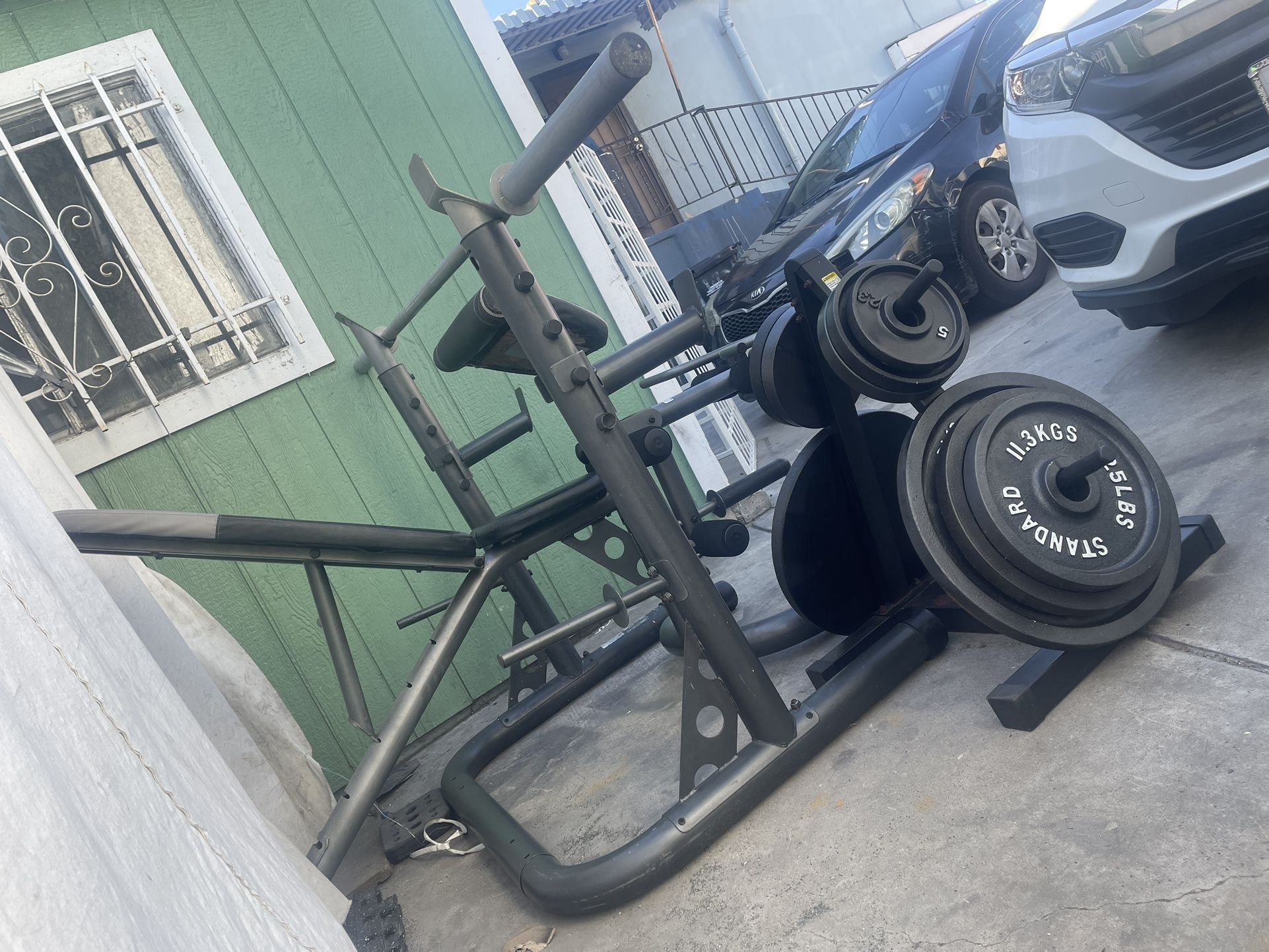 Gold’s Gym Bench press/ Weights/ Barbell for Sale in San Diego, CA