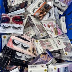 Lashes Great For Stocking Stuffers 