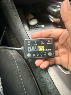 Pedal commander
