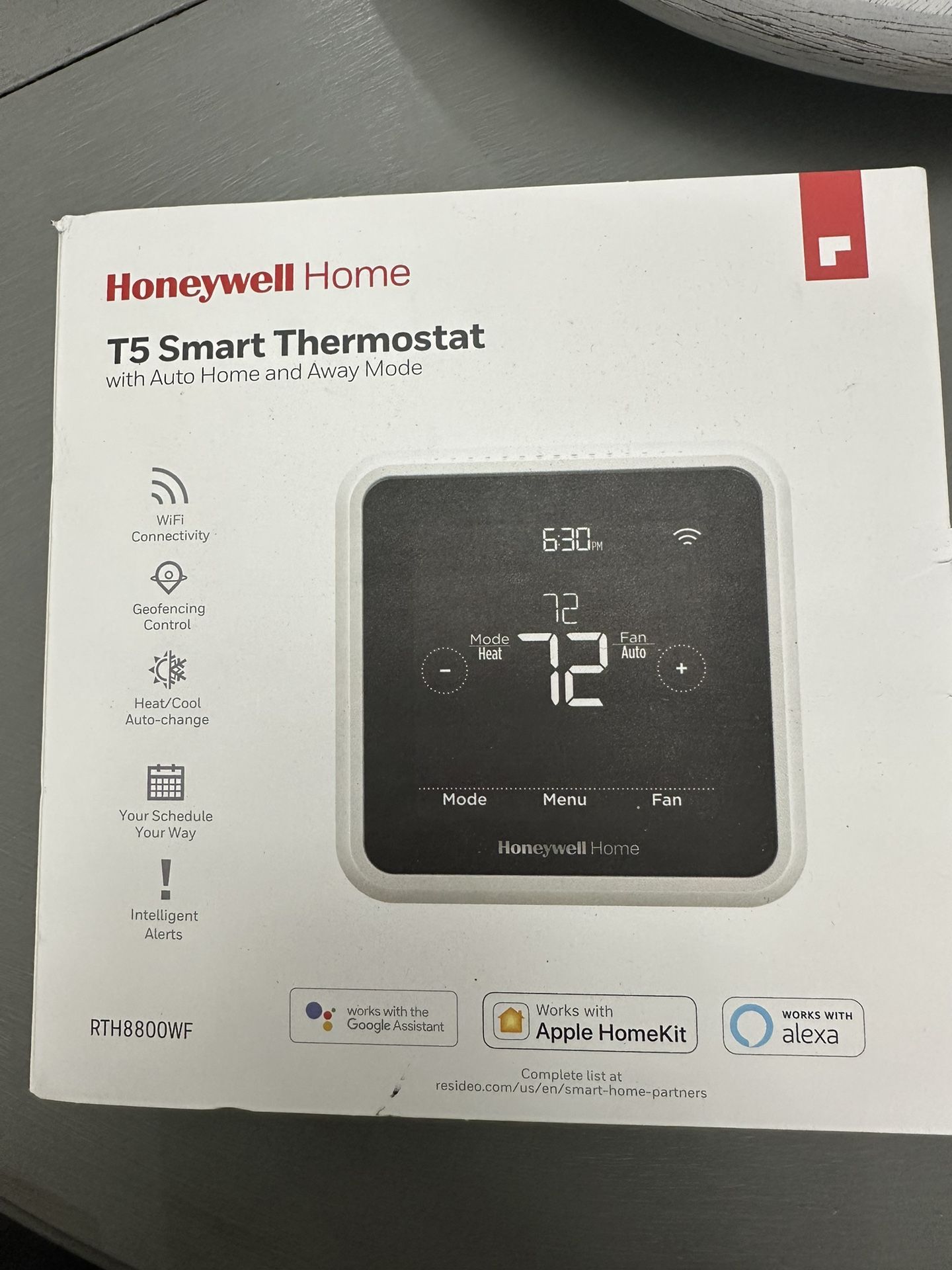 Honeywell T-5 Smart Thermostat