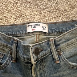 Abercrombie Rip Jean Boy 13/14 Like New