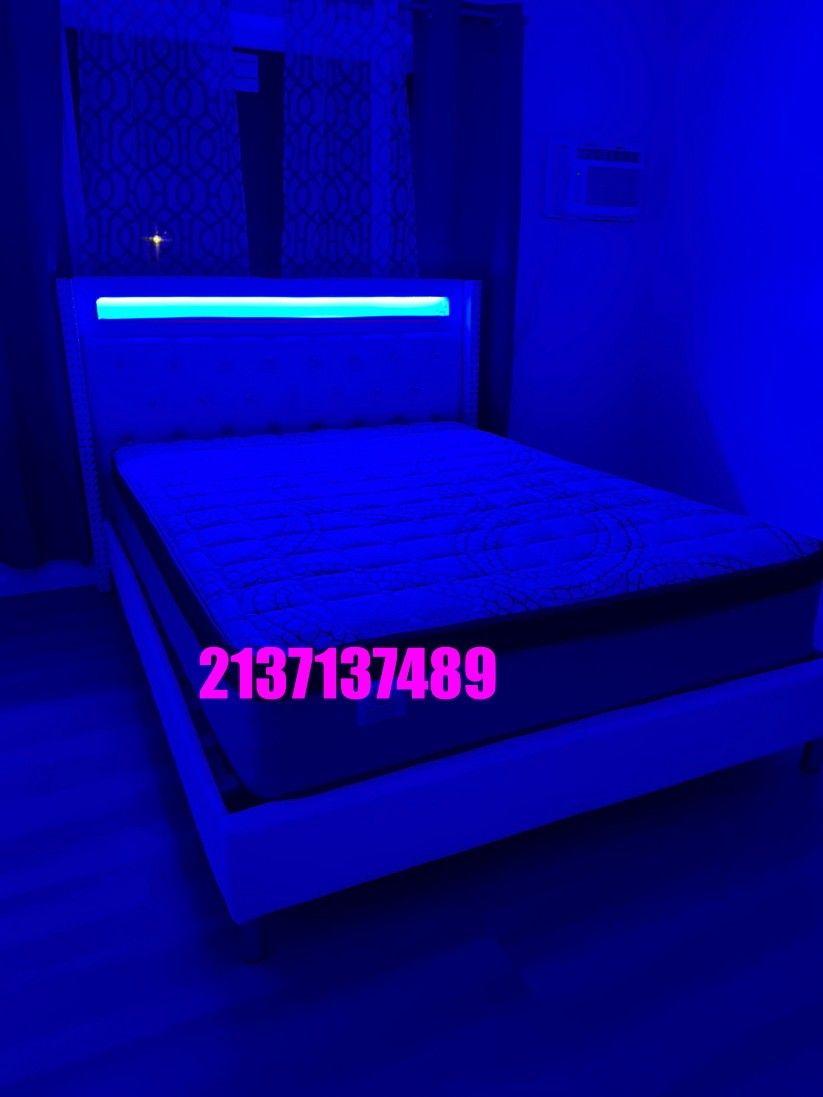 Queen Bed Platform Bed W/ Charging Station & Built-In LED Lights/mattress Included. 💢 Cama Queen Size Con Luz Led  / Colchon Incluido / Color Blanca