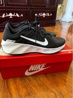 Nike men shoe size 11.5