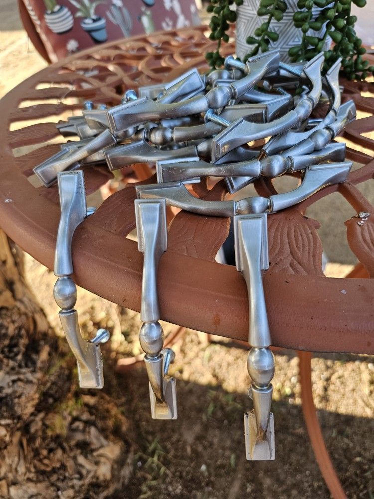 21 Door Handles $30